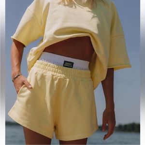 Daily Drills lemonade set!!! Size XS/S